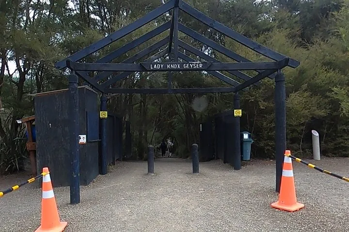 TRIPLE DEAL Wai-O-Tapu, Redwood Forest & Blue Springs Ex Auckland — photo 7
