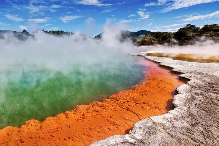 Half-Day Tour - Ex Rotorua: WAI-O-TAPU Thermal Wonderland — photo 2