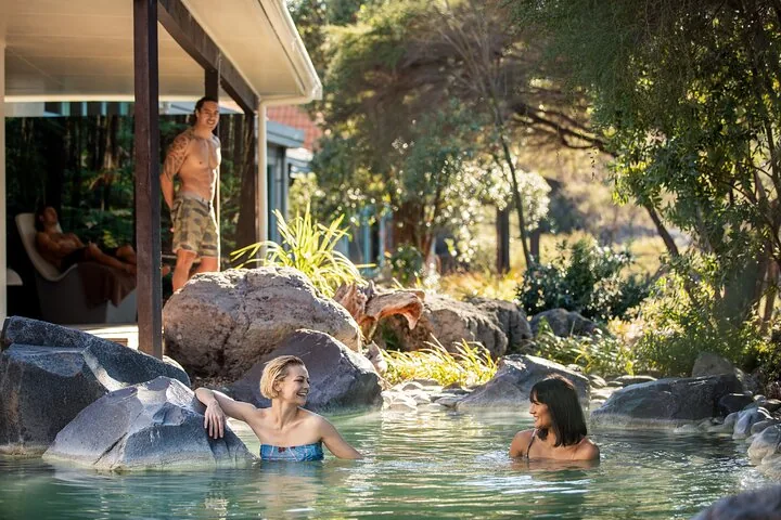 Rotorua Highlights: Wai-O-Tapu, Lunch & 5 Experience Choices — photo 4