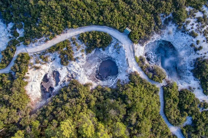 Wai-O-Tapu Thermal Wonderland, Rotorua, New Zealand — photo 5